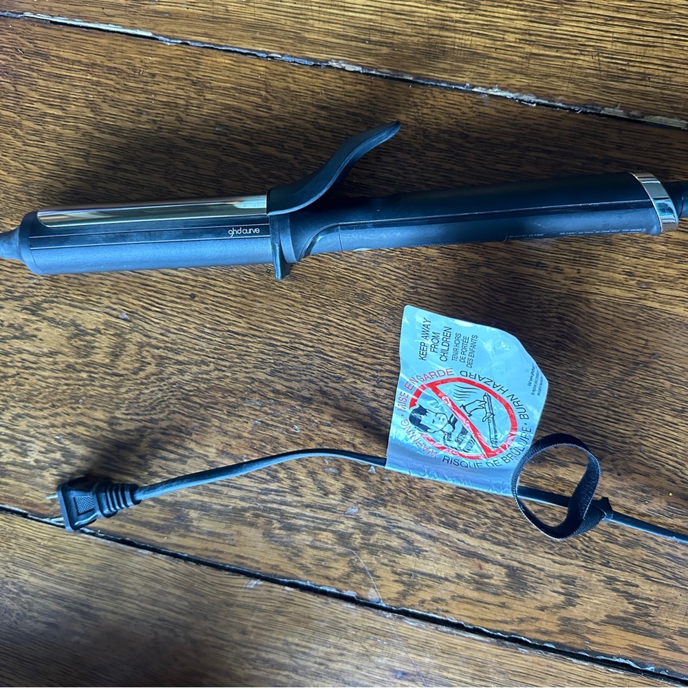 Ghd curve curling iron EUC